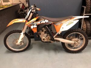 Orange KTM 250 SXF dirt bike